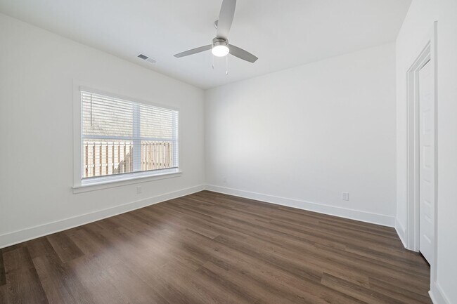 Foto del edificio - Elevated Rental Home with Community Amenities
