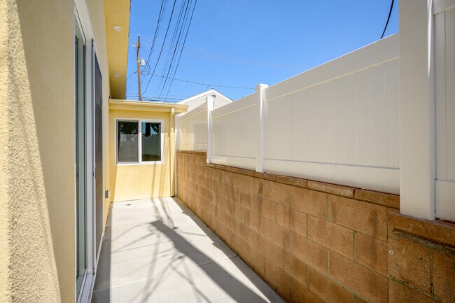 Foto del edificio - 520 S Kenneth Rd