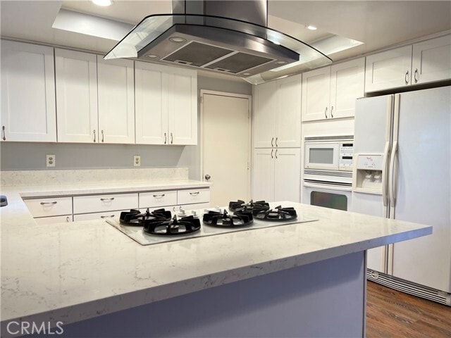 Foto del edificio - 141 N Prospectors Rd