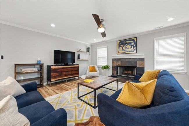 Foto del edificio - 65 Howell St SE