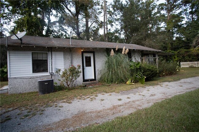 Foto del edificio - 861 Old Jesup Rd