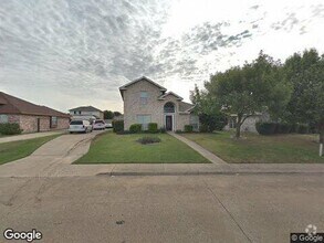 Building Photo - 1008 Mockingbird Ln