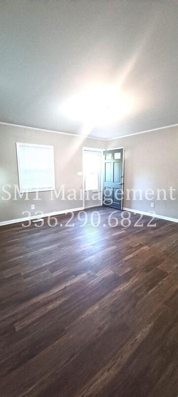 Foto del edificio - 404 Grand St