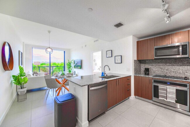 Foto del edificio - 5350 NW 84th Ave