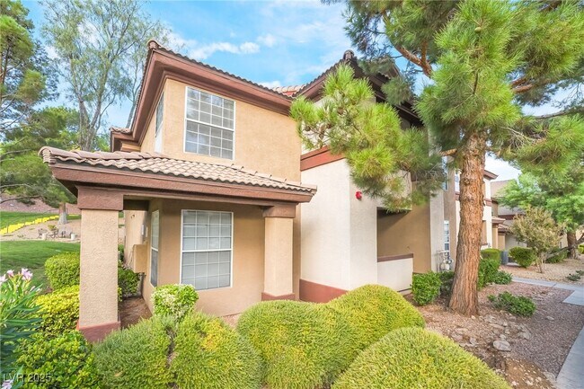 Foto del edificio - 231 W Horizon Ridge Pkwy