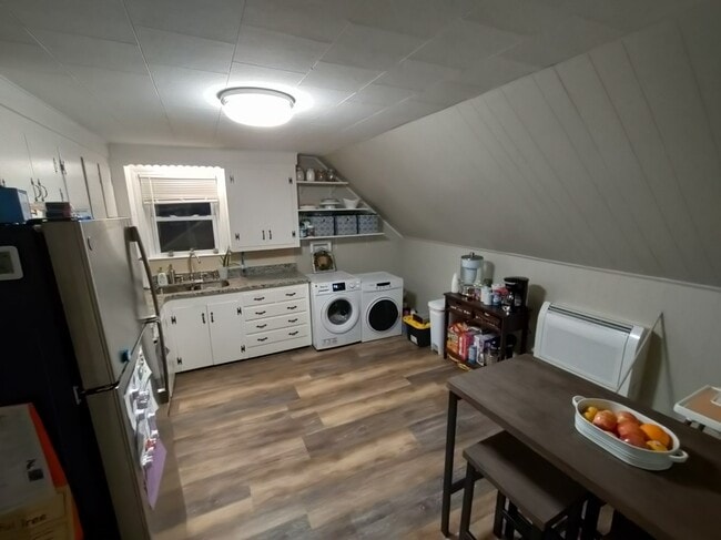 Photo - 338 Newport Ave Townhome