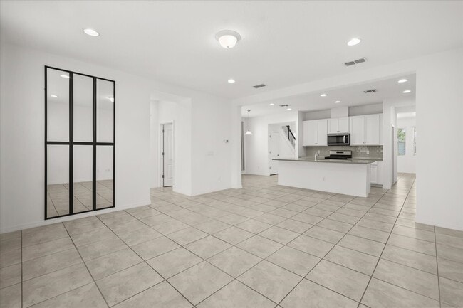 Building Photo - 14154 Shocklach Dr