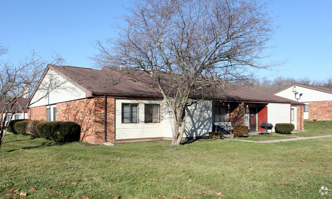 Building Photo - Lancaster Club Apartments