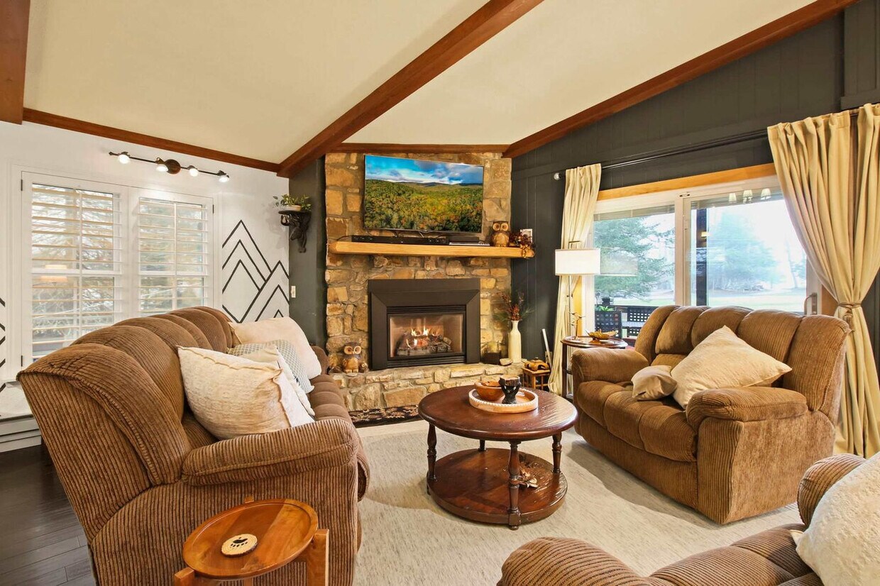 Foto principal - 100 Hemlock Spur