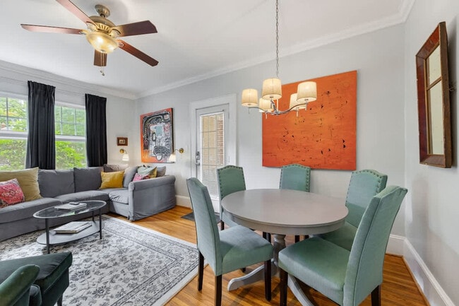 Foto del edificio - 800 Magnolia Ave