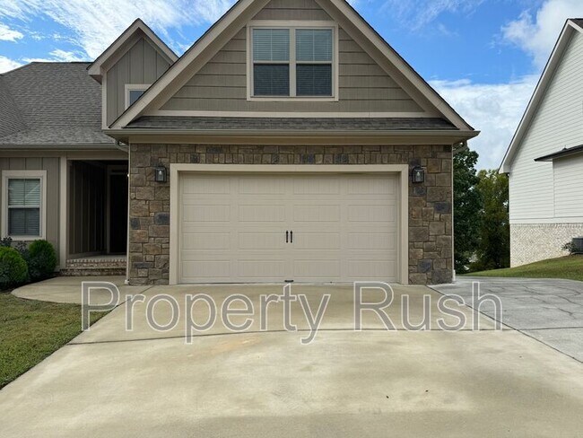Foto del edificio - 6257 Stoney River Dr