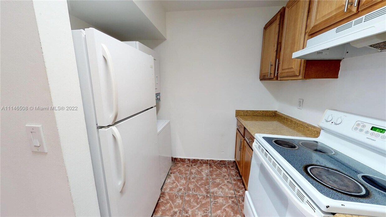 Primary Photo - 6675 W 26th Ct