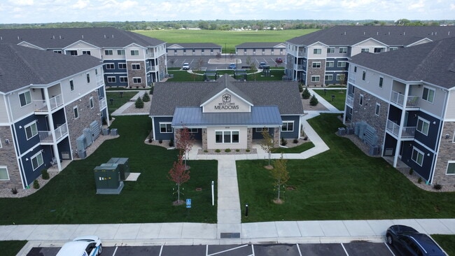 Building Photo - West Lake Meadows