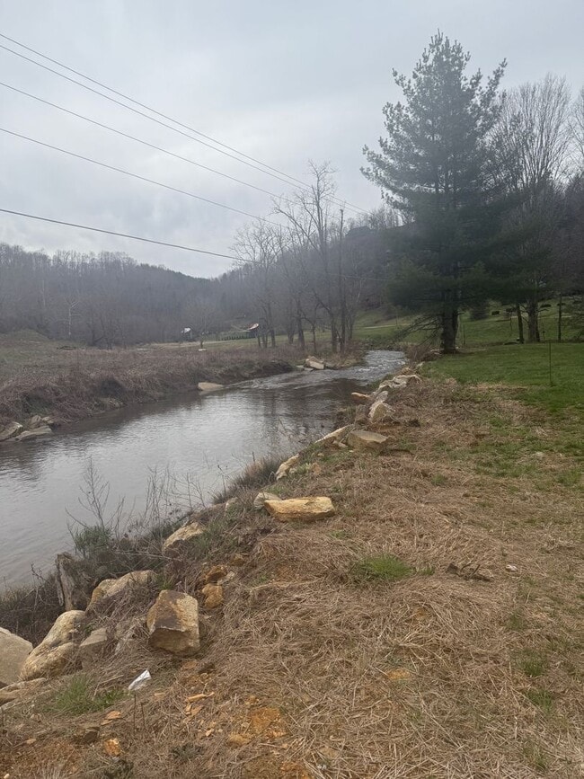 Building Photo - oliv3574