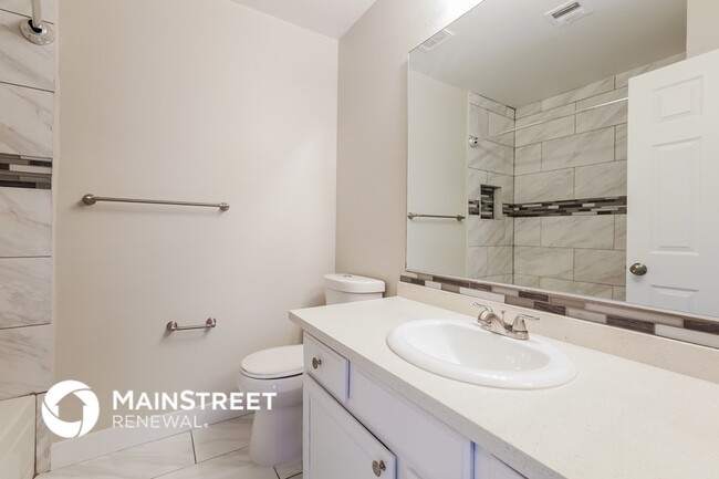 Foto del edificio - 6513 Gumwood Rd