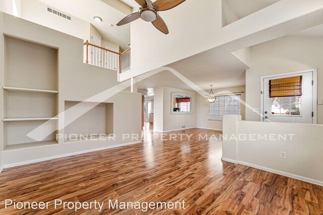 Building Photo - 3 br, 3 bath House - 4907 Pasadena Way