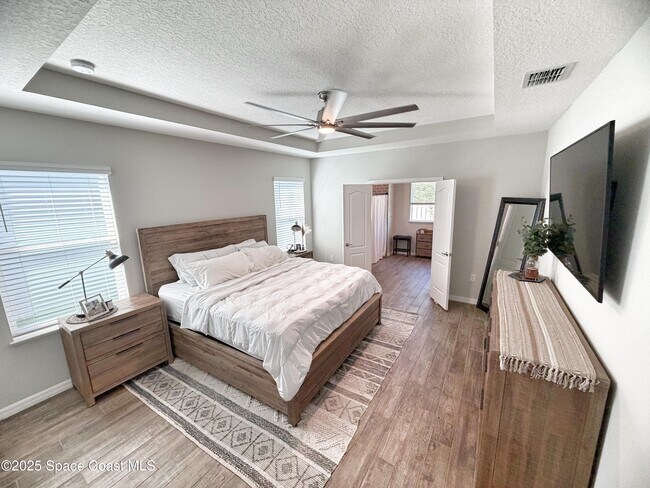 Foto del edificio - 948 Alminar Ave SE