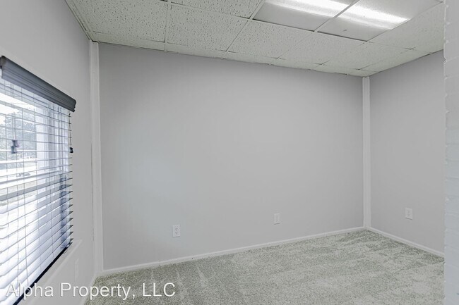 Foto del edificio - 3 br, 2 bath House - 20 Eastview Dr