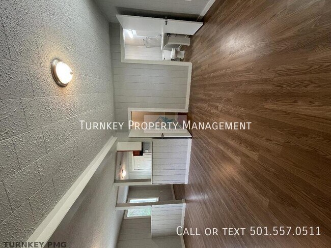 Foto del edificio - charming 2-bedroom, 1-bathroom home offers...