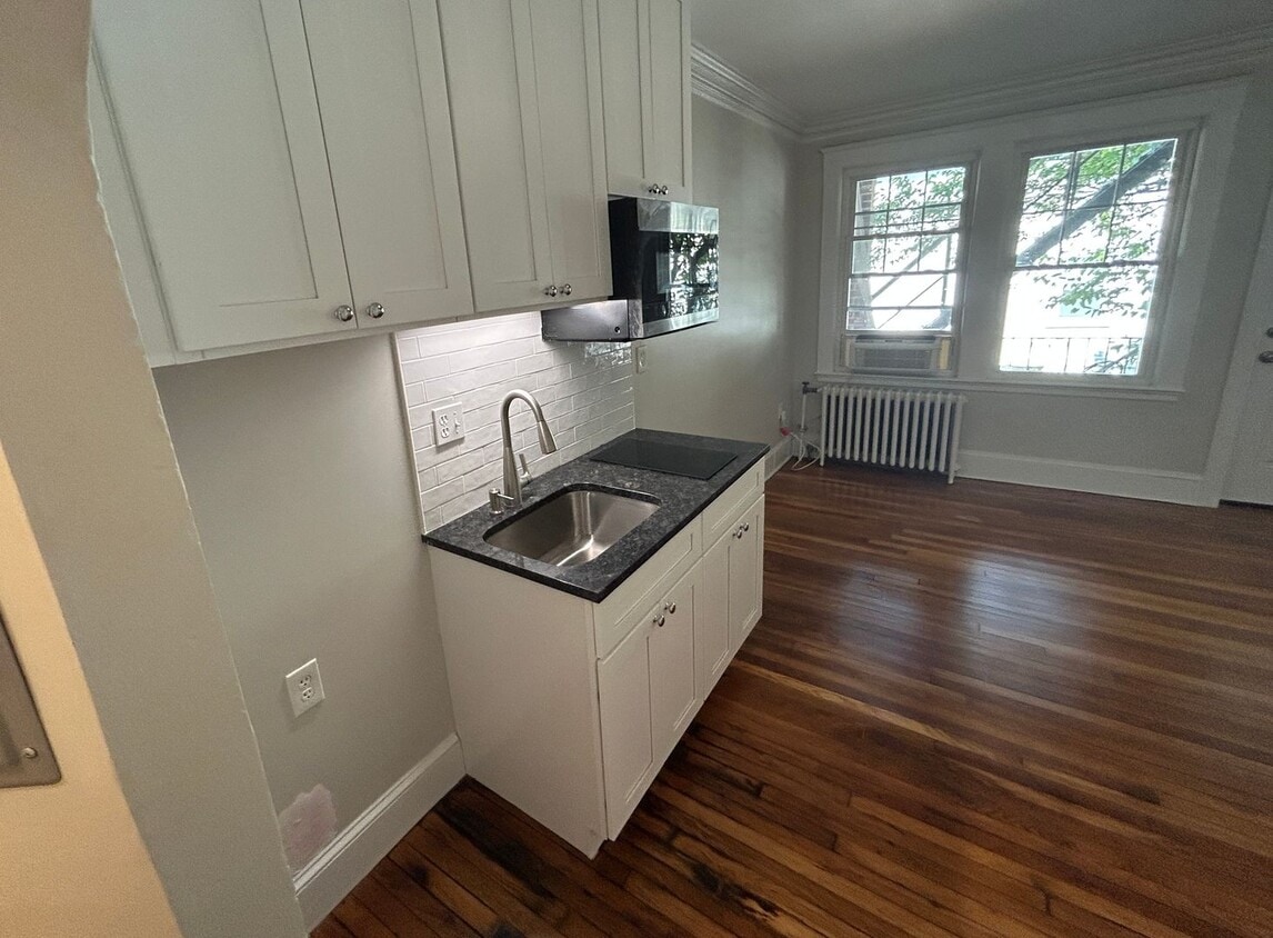Newly renovated studio in a prime location... - Newly renovated studio in a prime location...