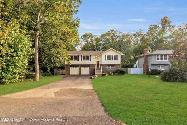 Building Photo - 4 br, 3 bath House - 31 Grand Ave