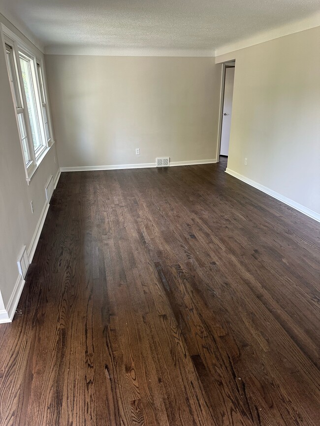 Sala de estar - 38522 Rogers Rd