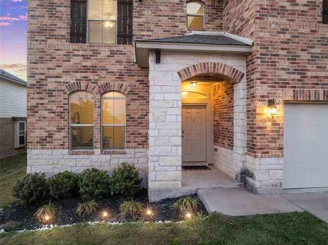Foto del edificio - 6113 Lavaca Dr