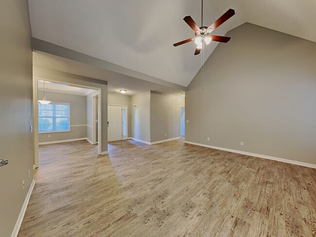 Foto del edificio - 234 Yardsley Dr