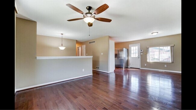 Photo - 10562 Toulon Dr House