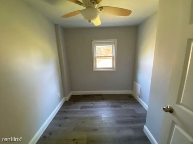 Building Photo - 2 br, 1 bath Condo - 1517 Tinkertown Ave