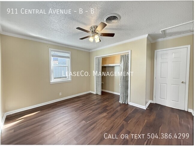 Building Photo - 911 Central Ave