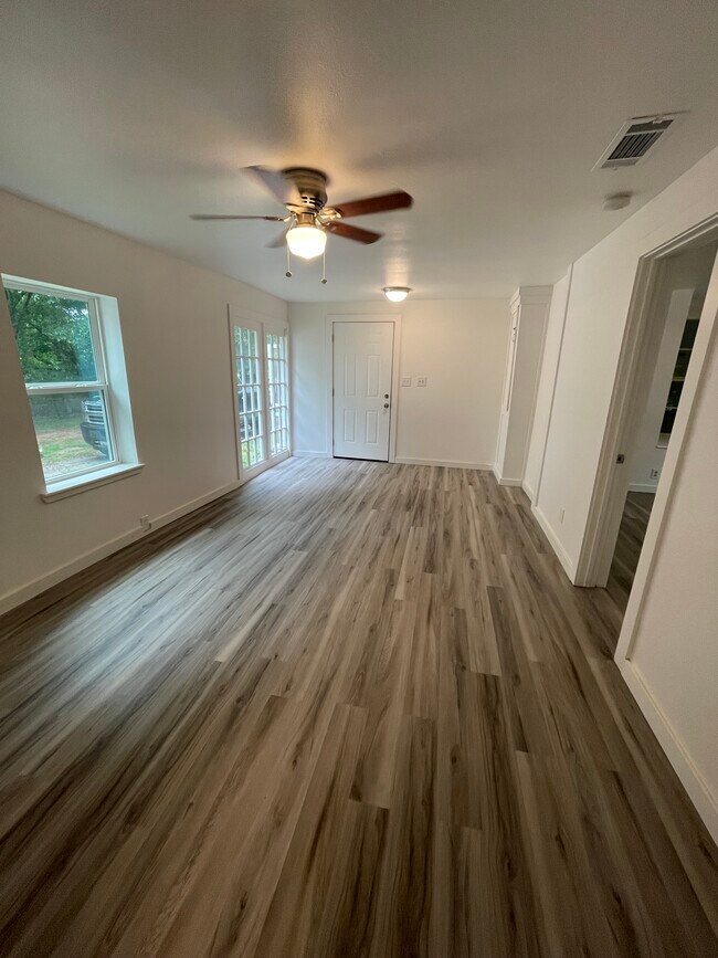 Foto del edificio - 3113 Vine St