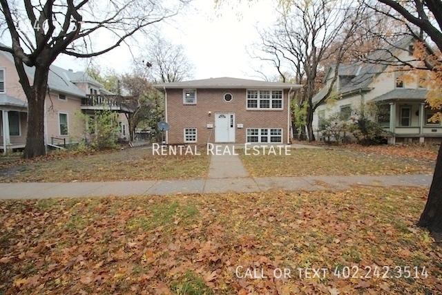 Foto principal - 2846 R St