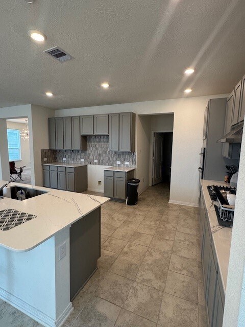 Foto del edificio - 5002 Lucky Fawn Ln