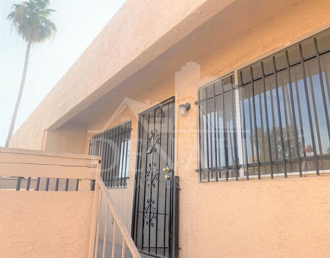 Foto del edificio - 2804 N 43rd Ave
