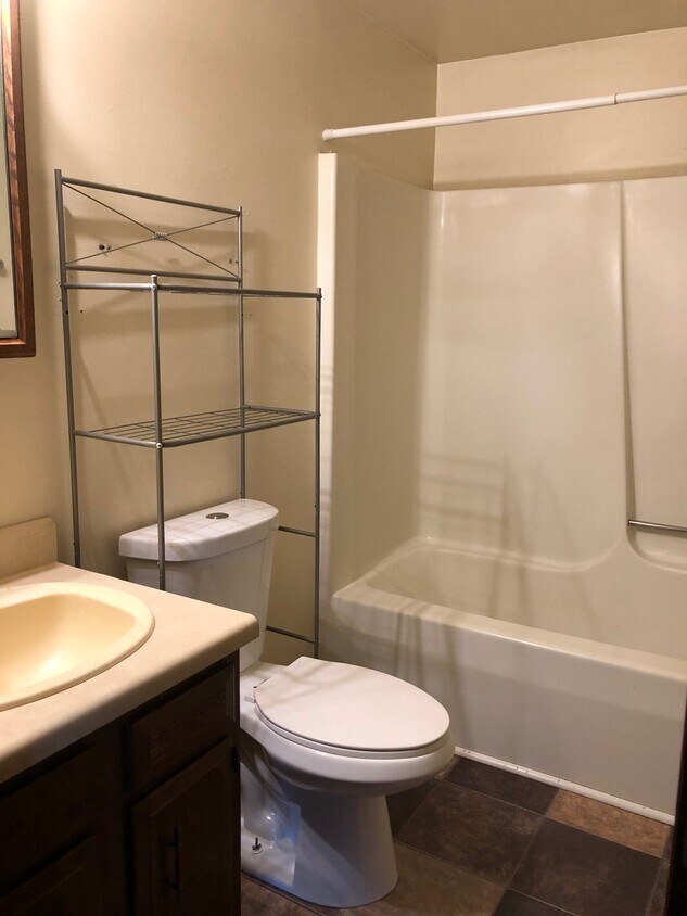 Building Photo - 401 N 1st Ave