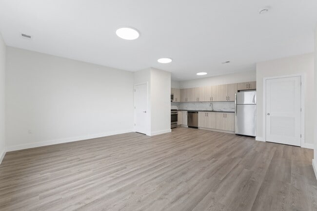 Building Photo - 49s Day St. - 306