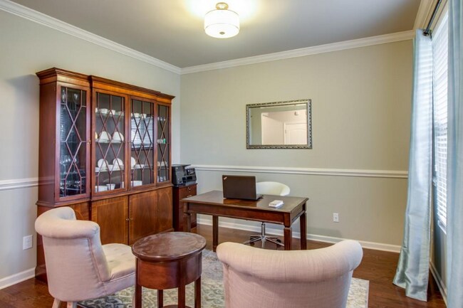 Foto del edificio - 1523 Sunbeam Dr