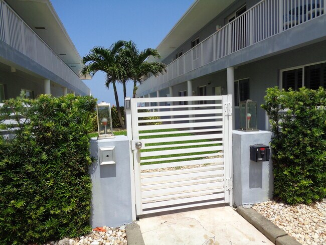 Building Photo - 600 N Ocean Blvd