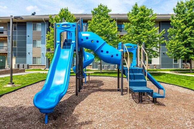 Foto del edificio - Capitol Grove Apartments