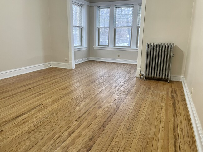 Foto del edificio - 548 Elmwood Ave