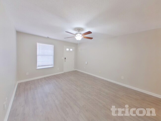 Foto del edificio - 134 Cottage Lake Way