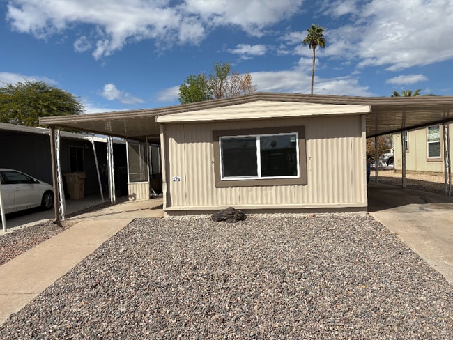 Photo - 6832 W Fillmore St House