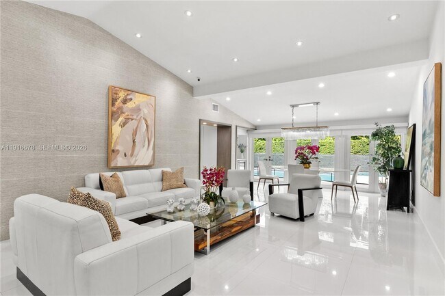 Foto del edificio - 1021 Matanzas Ave