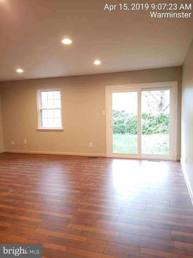 Building Photo - 1513 Tarleton Pl