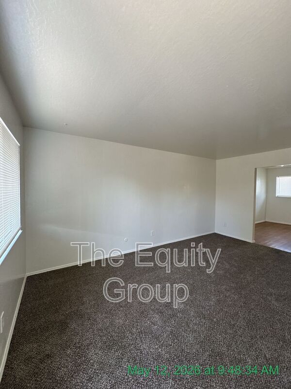 Foto del edificio - 806 S Court St