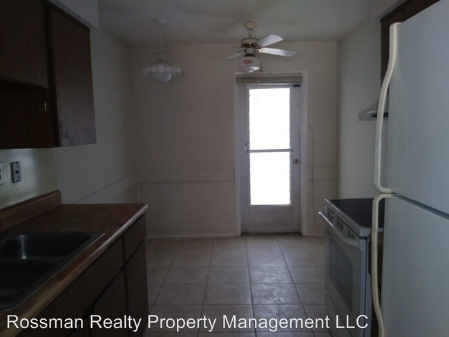 Foto del edificio - 1215 SE 46th Ln