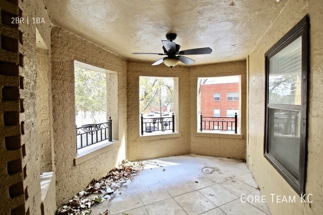 Foto del edificio - 4328 Roanoke Pkwy