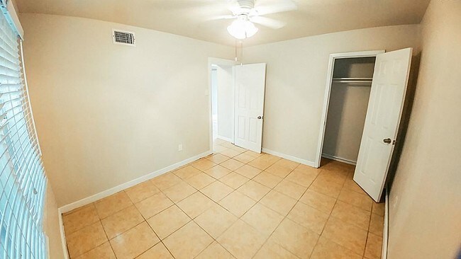 Building Photo - 3016 Truxillo St