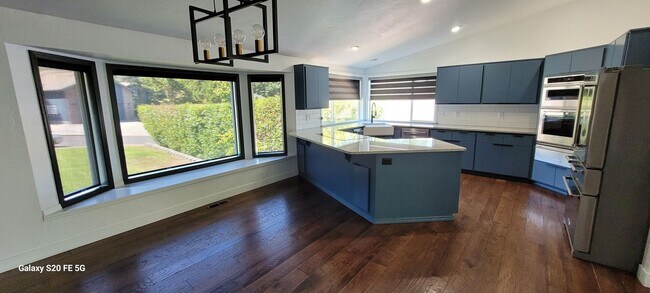 Foto del edificio - Beautiful Spacious Home for Rent